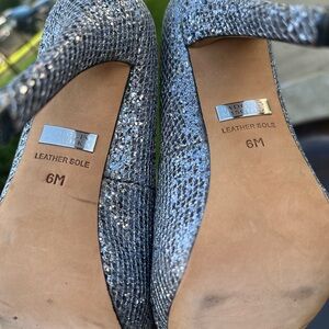 Badgley Mischka size 6